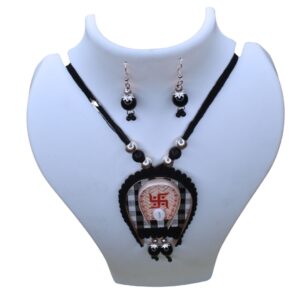 Shubh Shakti Black Cowrie Necklace Set - Image 4