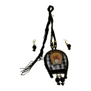 Shubh Shakti Black Cowrie Necklace Set - Image 3