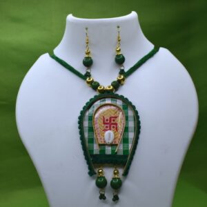 Divya Shakti Green Cowrie Pendant Necklace Set - Image 3