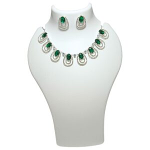 Emerald Grace Crystal Loop Necklace Set - Image 1