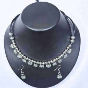 Silver Dusk Bloom Necklace Set - Image 1