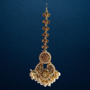 Maharani Pearl Drop Maang Tikli - Image 1