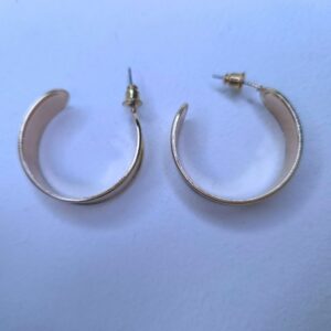Luxe Curve Gold-Tone Hoop Earrings - Image 2
