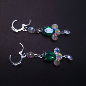 Emerald Radiance Hologlow Earrings - Image 4