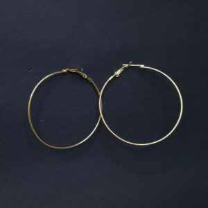 Classic Sleek Gold Hoop Earrings - Image 3