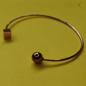 Minimalist Elegance Open Cuff Bracelet - Image 2