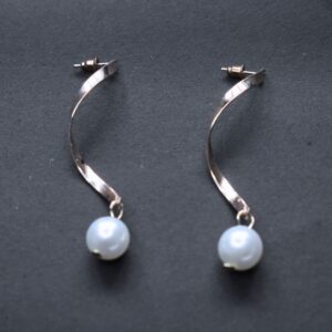 Elegant Twist Pearl Drop Earrings - Image 4