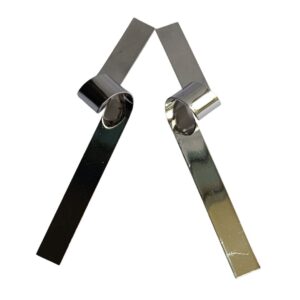Sleek Silver Twist Drop Earrings - Image 4