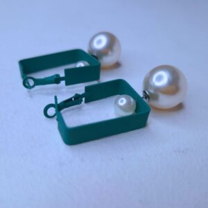 Emerald Grace Pearl Drop Earrings - Image 4